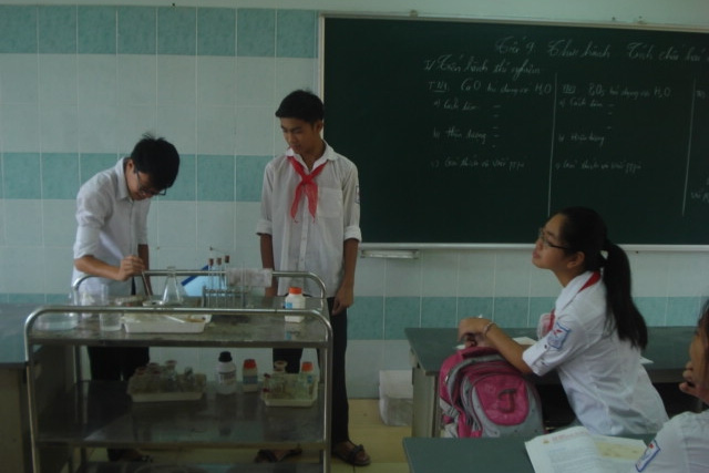 Từ tháng 1/2016, học phí các trường công lập ở Hà Nội sẽ tăng theo “mức sàn” khung học phí của Chính phủ. Ảnh: Q.A