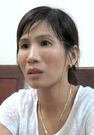 
Nữ dược sĩ Phạm Thị Ngọc Chiến tại cơ quan c&ocirc;ng an.
