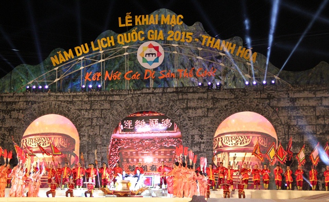 Lễ khai mạc năm du lịch Quốc Gia 2015 lung linh, hoành tráng với chủ đề Kết nối các di sản thế giới