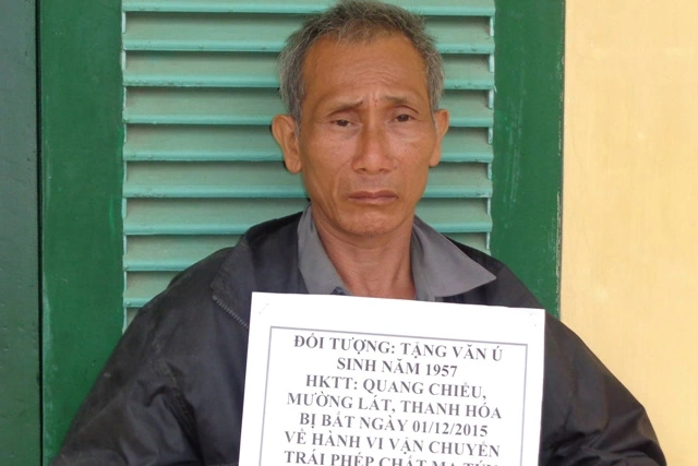 Đối tượng Tặng Văn Ú bị tạm giữ tại Đồn biên phòng Quang Chiểu