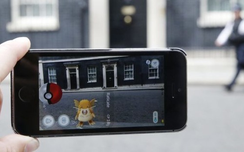 Việc Pokemon Go được đưa tới Brazil, Indonesia, Philippines, và hàng chục quốc gia khác không đủ để bù đắp cho lượng người sử dụng sụt giảm - Ảnh: AP/BBC.