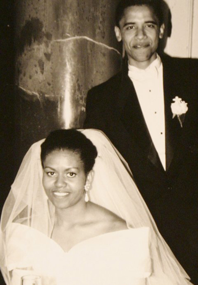 
Tổng thống Mỹ Barack Obama và phu nhân Michelle chính thức nên vợ nên chồng vào ngày 3/10/1992. Hôn lễ được cử hành tại nhà thờ Trinity United, thành phố Chicago, Mỹ với sự làm chứng của khoảng 200 khách mời
