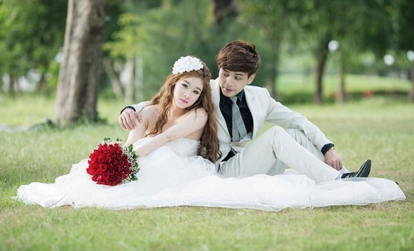 
Ivy và Hồ Quang Hiếu bí mật kết hôn 3 năm trước.
