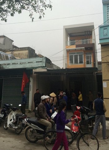 
Căn nh&agrave; của chị Văn Thị Thắng- nơi xảy ra vụ nổ s&uacute;ng chiều 5/3.
