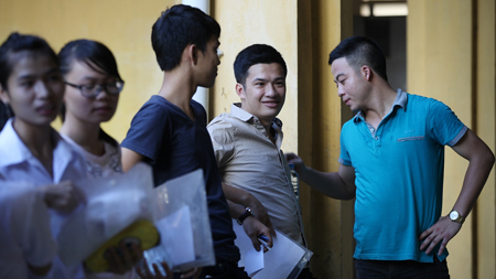 Thí sinh tham dự kỳ thi THPT quốc gia năm 2015 (Ảnh Lê Anh Dũng)