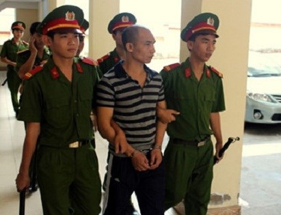 Trần Quang Tuyến bị bắt.