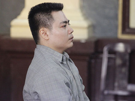 Nguyễn Bá Lực tại phiên tòa sáng 13/1.