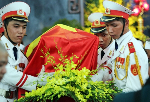 Lễ viếng đại t&aacute; Nguyễn Đức Hảo tại nh&agrave; tang lễ. Ảnh: Duy Trần