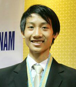 Từ khi học lớp 11, Nhật Minh đã có huy chương Tin học khu vực châu Á và quốc tế. Ảnh: NVCC.