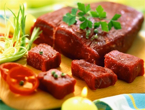 Ăn thịt bò vào buổi tối sẽ có nguy cơ bị bệnh tiểu đường tuýp 2 và ung thư đại tràng
