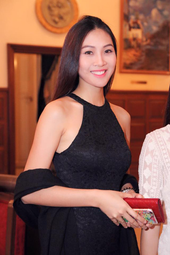 Trước khi trở thành Hoa khôi Áo dài 2016, Diệu Ngọc thỉnh thoảng góp mặt tại các event.