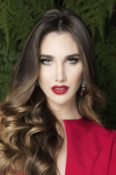 
Edymar Martinez - Hoa hậu quốc tế (người Venezuela)

