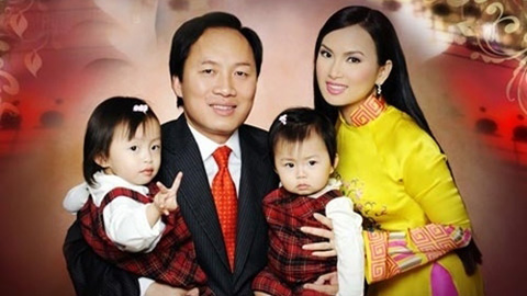 Bức hình hiếm hoi đầy đủ cả gia đình Hà Phương.