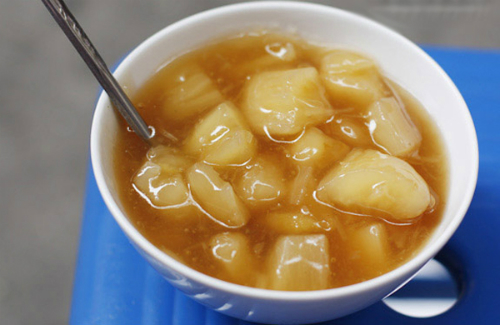 Chè sắn với màu vàng óng, những miếng sắn dẻo, thơm. Ảnh: ngoisao