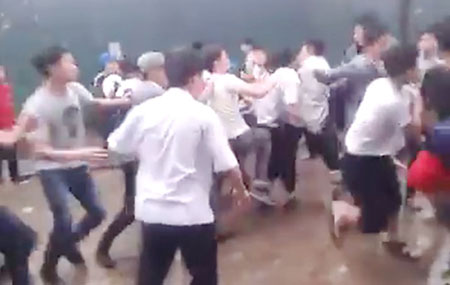 Nói về sự vô cảm hiện nay, BS An cho rằng, không chỉ xảy ra trong giới trẻ, mà có thể nói là vô cảm trong toàn bộ hệ thống xã hội.