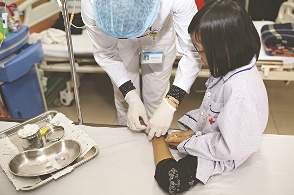 
Truyền máu cho bệnh nhi Thalassemia
