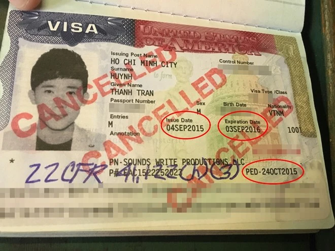 
Ngày hết hạn của visa P3 là tháng 9/2016 nhưng dưới đó là ký hiệu PED -24OCT2015. Vì thế Sở di trú Mỹ từ chối cho Trấn Thành nhập cảnh. Ảnh: Thanh Huyền
