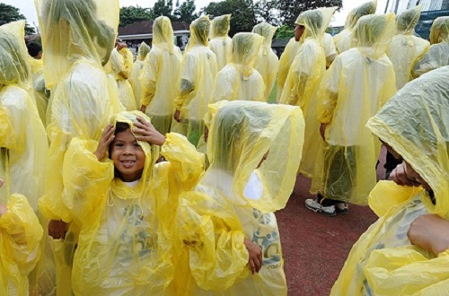 
Áo mưa nhiễm chì là ở Philippines, Việt Nam chưa có công bố nào về vấn đề này. (Ảnh minh họa)

