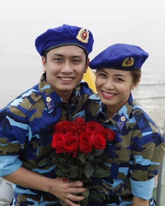 
Cặp đôi MC Hoàng Linh - Trung Nghĩa được đánh giá là một trong những cặp đôi đẹp của Đài truyền hình Việt Nam.
