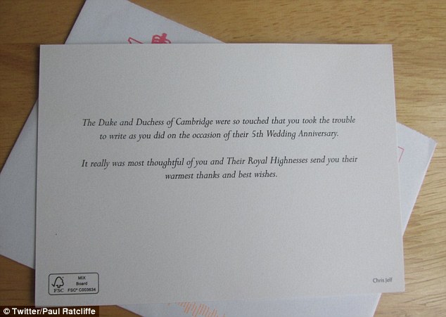 
Nội dung tấm thiệp cảm ơn của vợ chồng hoàng tử William gửi tới những người chúc mừng.
