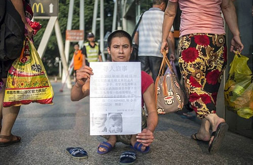 
T&ocirc;i sẽ kh&ocirc;ng bao giờ ngừng t&igrave;m kiếm con trai m&igrave;nh. Ảnh: reporterindia.

