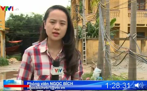 
Ngọc Bích vừa là MC, vừa là phóng viên của bản tin Chào buổi sáng bông lúa.
