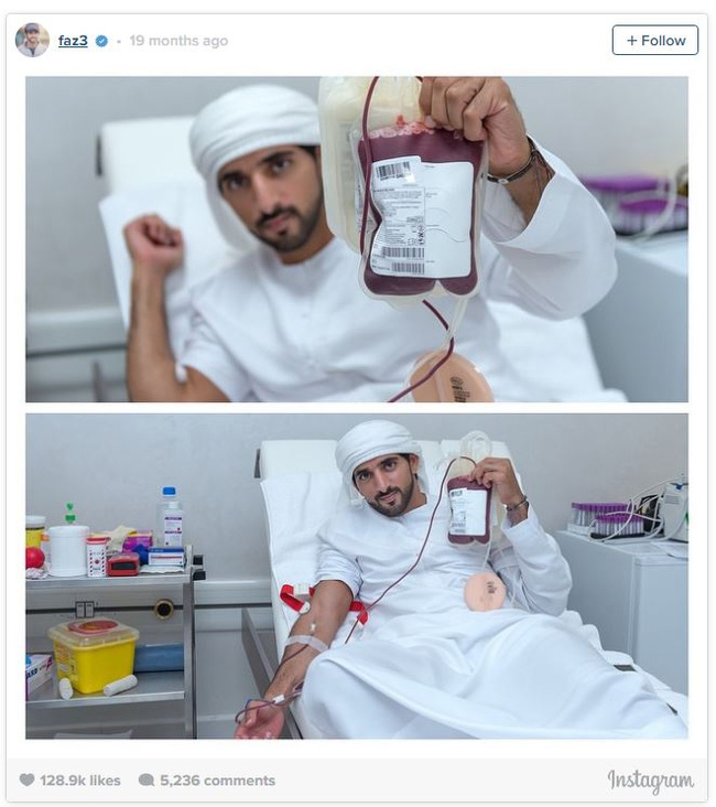 
Hamdan trong một lần hiến máu tình nguyện.

