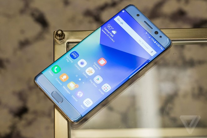 
Samsung Galaxy Note7 được trang bị màn hình 5,7 inch, công nghệ HDR. Ảnh:Theverge.
