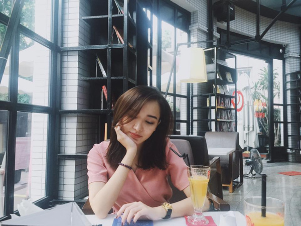 Thảo My: Chắc chắn sẽ có nhiều ý kiến cho rằng: À, chị làm MC nên em mới được đi tiếp.