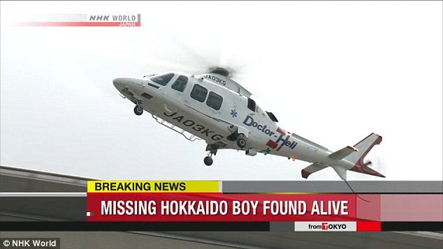 
Yamato được trực thăng đưa tới bệnh viện
