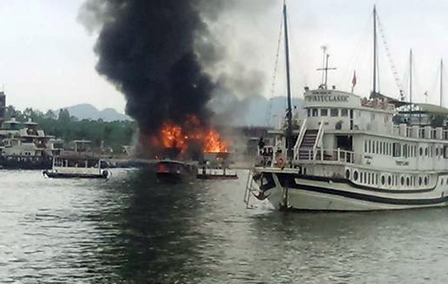 
Một cán bộ địa phương cho biết, tàu du lịch ở Hạ Long hay xảy ra hỏa hoạn.
