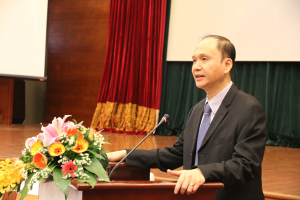 
GS. Lê Quang Cường, Thứ trưởng Bộ Y tế phát biểu khai mạc Hội thảo.
