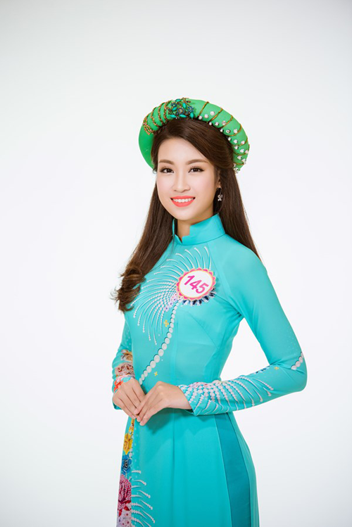 
Hình ảnh của cô trong Hoa hậu Việt Nam 2016.
