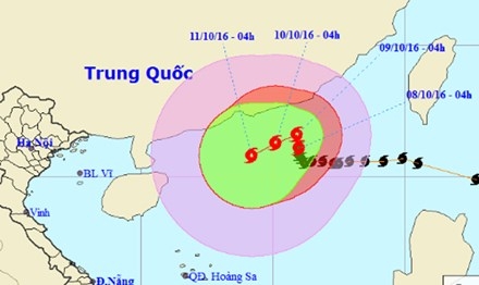 Vị trí và dự báo đường đi của cơn bão số 6. Nguồn: Trung tâm dự báo khí tượng thủy văn Trung ương.