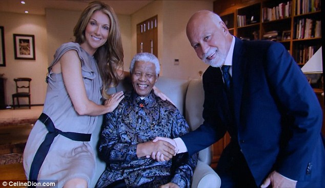 
Ông có mặt bên cạnh vợ ở khắp mọi nơi. Trong ảnh, Rene tháp tùng vợ đến thăm cựu tổng thống Nelson Mandela khi ông còn sống.
