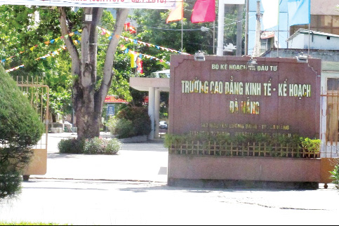 Trường Cao đẳng Kinh tế - Kế hoạch Đà Nẵng: Nhận tiền triệu để ”bán” điểm  cho sinh viên