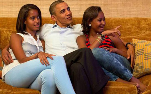 
Không giống như bạn bè cùng trang lứa, hai con gái nhà Obama nói không với facebook.
