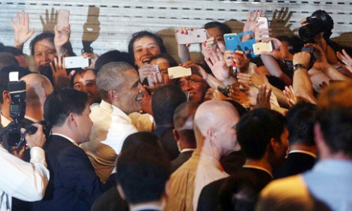 Ở TPHCM, Tổng thống Mỹ cũng được người dân Sài Gòn quan tâm, yêu mến