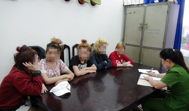 Cả năm em g&aacute;i được C&ocirc;ng an Quảng Nam giải cứu th&agrave;nh c&ocirc;ng - Ảnh: X.MAI