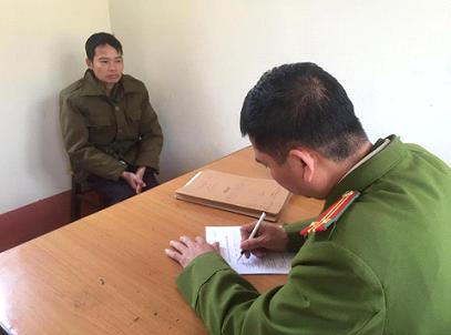 
Đối tượng tại cơ quan c&ocirc;ng an. Ảnh: Langsontv.
