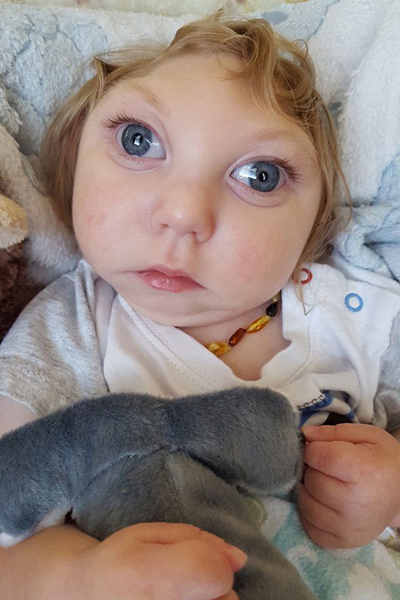 
T&agrave;i khoản Facebook của Jaxon hiện c&oacute; 400.000 người theo d&otilde;i. Ảnh: Brittany and Brandon Buell

