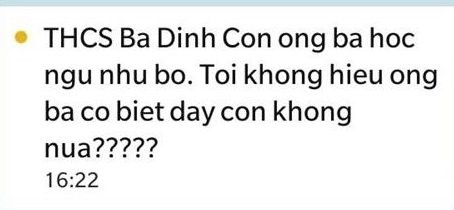 Tin nhắn gửi đến điện thoại của phụ huynh học sinh trường THCS Ba Đ&igrave;nh. Ảnh: Vietnamnet.