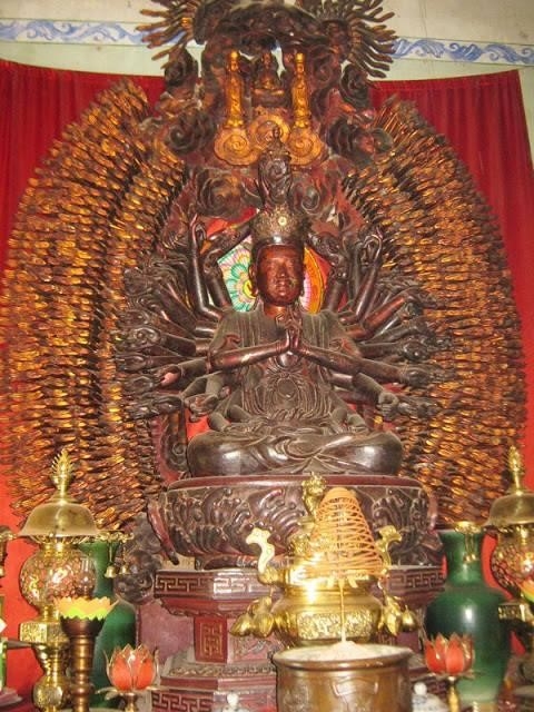 Bức tượng Phật bà Quan Thế Âm nghìn tay nghìn mắt trước lúc bị mất - Ảnh tư liệu.