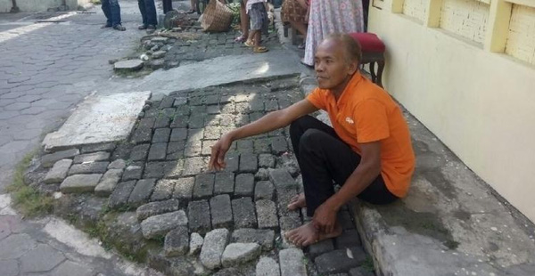 Ông Waluyo không hề có anh em song sinh nhưng người ta cũng chưa thể lý giải vì sao lại có người giống ông đến nỗi người thân cũng không nhận ra như vậy.