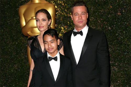 Các nguồn tin cho rằng cậu con trai nuôi Maddox vì muốn can ngăn bố mẹ cãi vã đã khiến cho Brad Pitt nổi giận. Ảnh: Vogue.