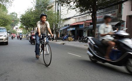 Xe đạp chỉ được xem l&agrave; phương tiện kết nối vận tải c&ocirc;ng cộng.