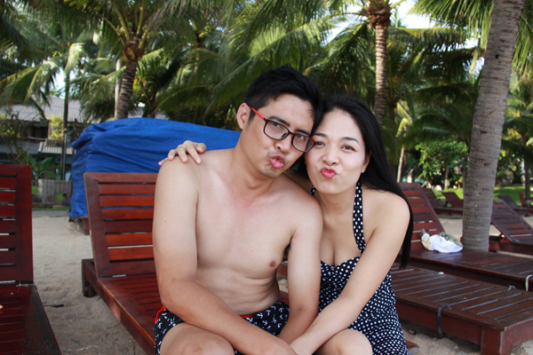 Vợ chồng Ngọc Tưởng thỉnh thoảng chia sẻ hình ảnh chụp cùng nhau trên trang cá nhân. Là diễn viên chuyên đóng phim truyền hình nên Ngọc Tưởng khá bận rộn. Tuy nhiên, anh vẫn dành thời gian để đưa vợ con đi du lịch.