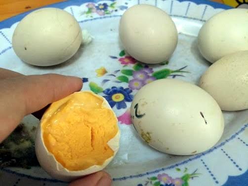 Trứng ung thành món ăn yêu thích của nhiều người.