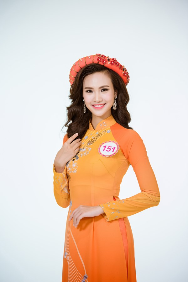 
Sái Thị Hương Ly (SBD 151) sinh năm 1994, đến từ Hà Nội.
