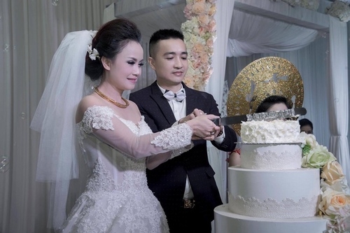 Ở tuổi 40, Hoàng Yến vẫn rất xinh đẹp và mặn mà.